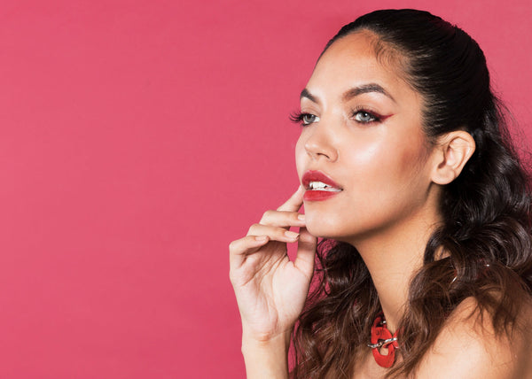 Glow Like Never Before: Top Tips for a Radiant Makeup Look